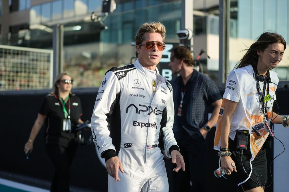 Brad Pitt en la parrilla para la pel&iacute;cula de la F1