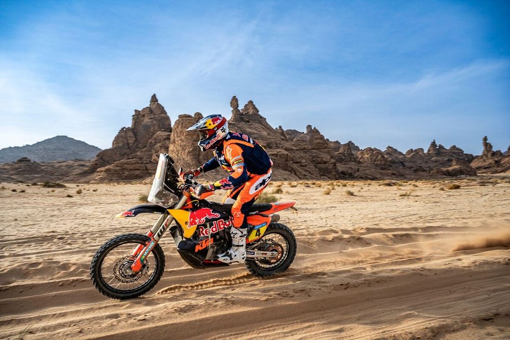 #4 Red Bull KTM Factory Racing KTM: Daniel SandersDakar Rally 2025