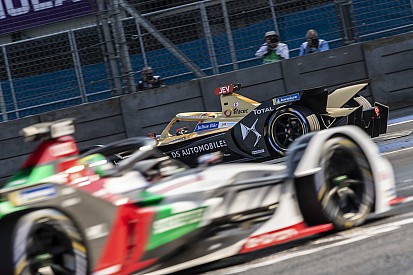Vergne, indignado con tanto accidente en Fórmula E: "Esto no es automovilismo"
