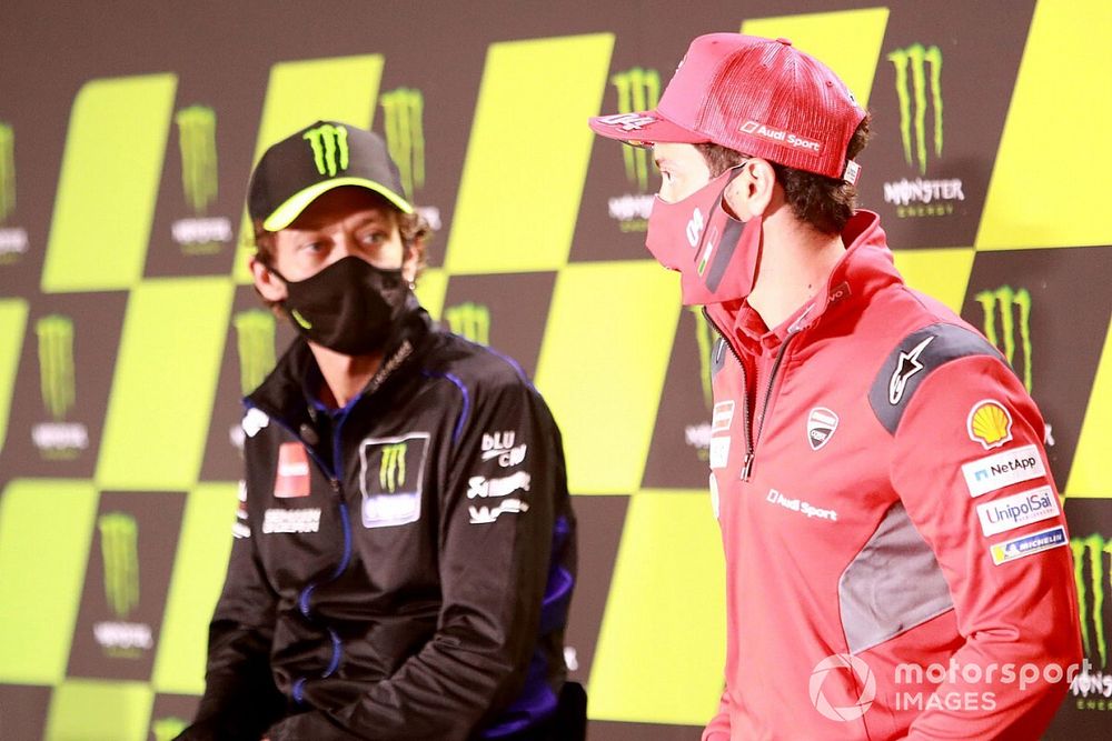 Andrea Dovizioso, Ducati Team, Valentino Rossi, Yamaha Factory Racing