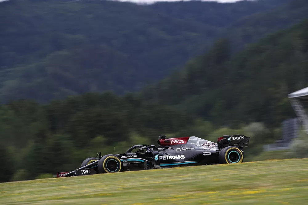 Lewis Hamilton, Mercedes W12