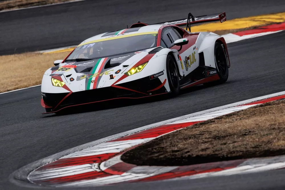 #88 JLOC Lamborghini GT3