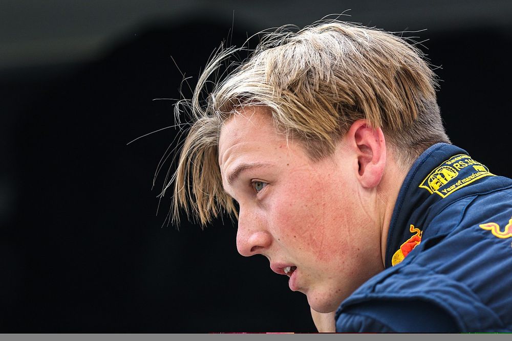 Liam Lawson, Hitech GP