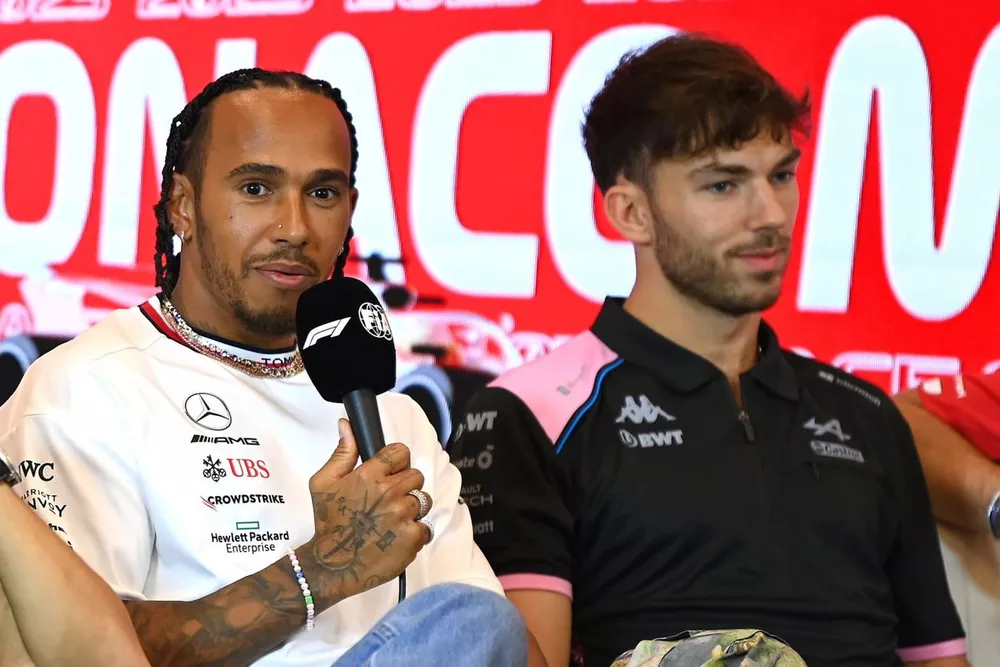 Alex Albon, Williams Racing Lewis Hamilton, Mercedes-AMG Pierre Gasly, Alpine F1 Team 