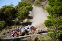 Rally Acrópolis: Tanak encabeza un 1-2 de Hyundai en la dureza de Grecia