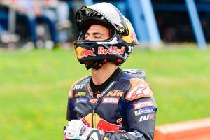 Bastianini sigue con problemas en la KTM: a veces es como si "pesara 50 kilos más"