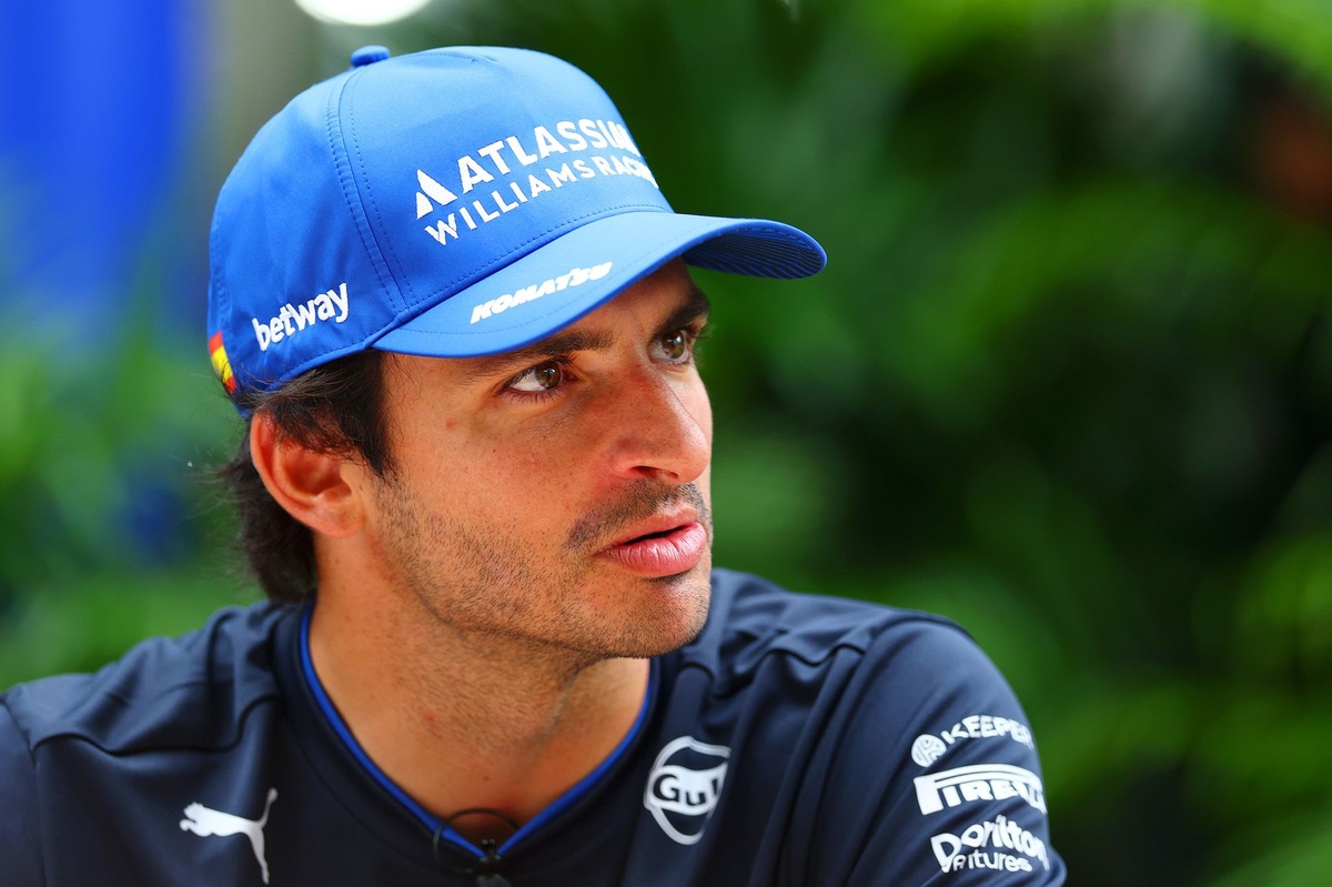 Sainz: «Hemos sido competitivos, pero siguen los problemas con los blandos» 