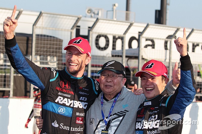 Баттон став чемпіоном у дебютному сезоні в Super GT