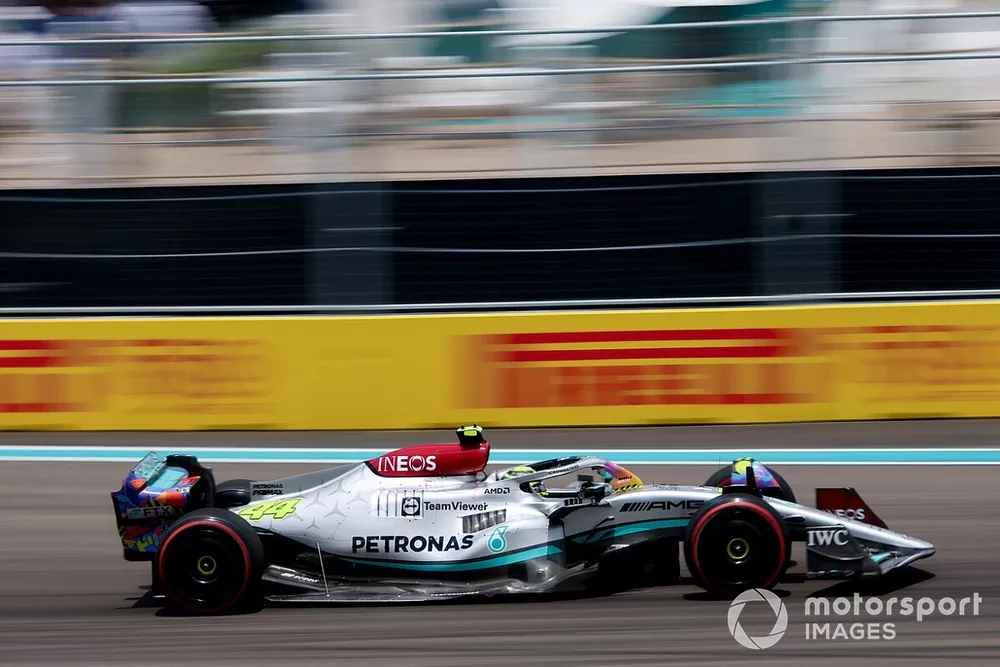 Lewis Hamilton, Mercedes W13