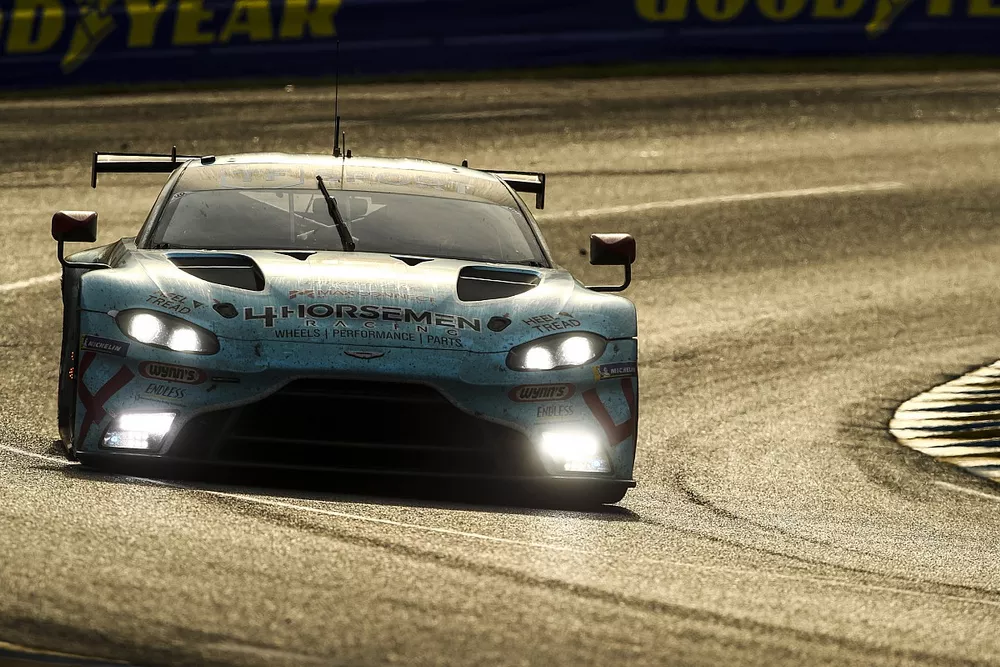 #33 TF Sport Aston Martin Vantage AMR LMGTE Am, Ben Keating, Dylan Pereira, Felipe Fraga 