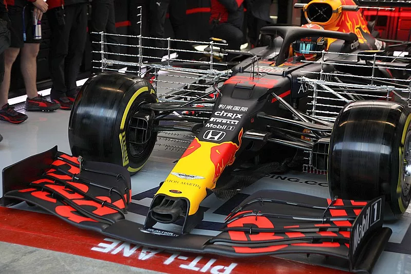 Alex Albon, Red Bull Racing RB16 