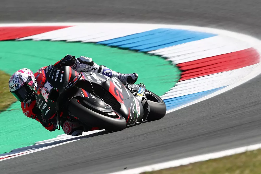 Aleix Espargaro, Aprilia Racing Team