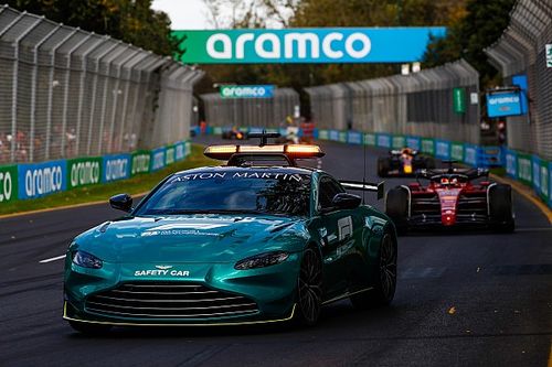 Verstappen califica de "tortuga" el safety car de Aston Martin