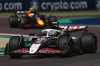 F1 - Ocon e Bearman reclamam de Haas em Ímola: "Lutando contra problemas de consistência no carro"