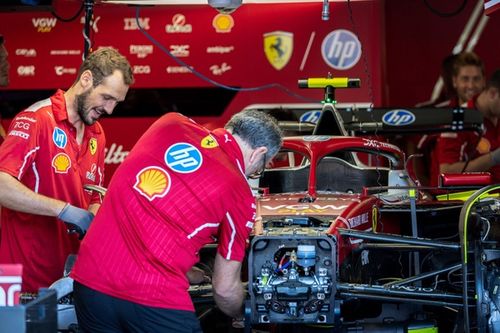 &iquest;El Ferrari de 2026 copia a McLaren desplazando el brazo de la direcci&oacute;n?