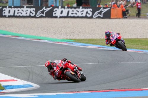 El punto fuerte de Bagnaia contrario a M&aacute;rquez por el que brill&oacute; en Assen