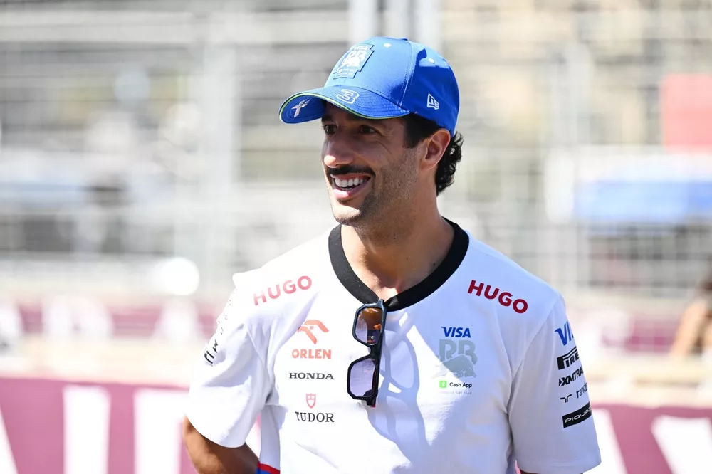 Daniel Ricciardo, aplicativo Visa Cash da equipe RB F1