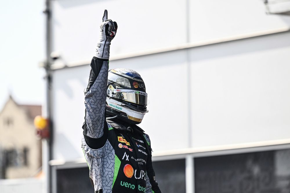 Joshua Durksen, AIX Racing, celebra su victoria