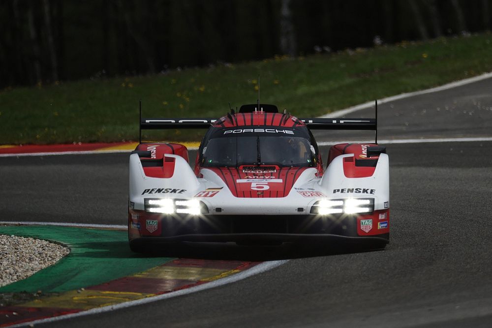 #5 Porsche Penske Motorsport Porsche 963: Dane Cameron, Michael Christensen, Frederic Makowiecki