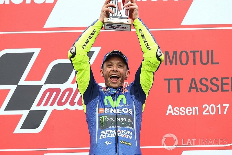 Podio: ganador de la carrera  Valentino Rossi, Yamaha Factory Racing