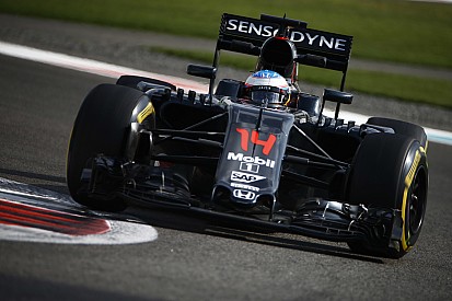 McLaren akan “kecewa” jika hanya meraih peringkat keempat di F1 2017