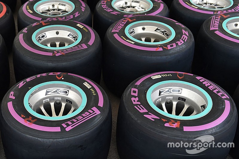 Vettel agresivo con la selección de neumáticos para Rusia