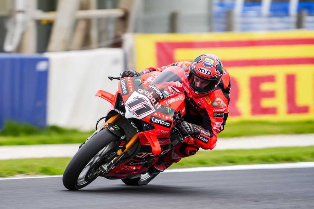 Bulega, test Australia