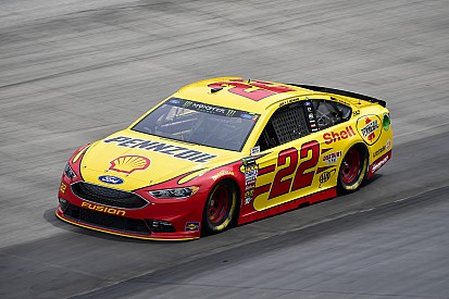 Joey Logano beats Chase Elliott for Stage 2 win at Bristol