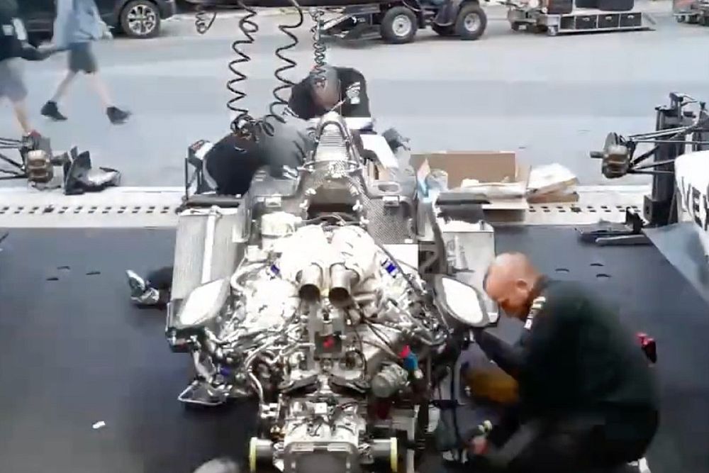 Campos Racing monta su coche de F3