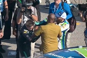 Pelea a puñetazos en la NASCAR Cup: ¿qué pasó entre Chastain y Gragson?