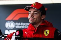 F1: Leclerc responde sobre prioridade a pilotos na Ferrari e fala de Binotto
