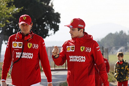 Ferrari: senza il logo Mission Winnow, la Scuderia riutilizza le divise del 2018