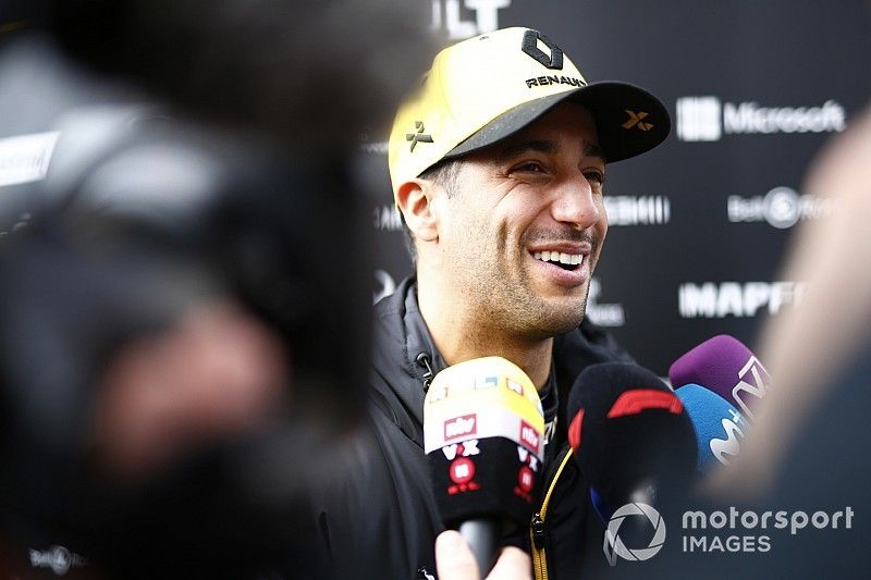 Daniel Ricciardo, Renault F1 Team talks with the media