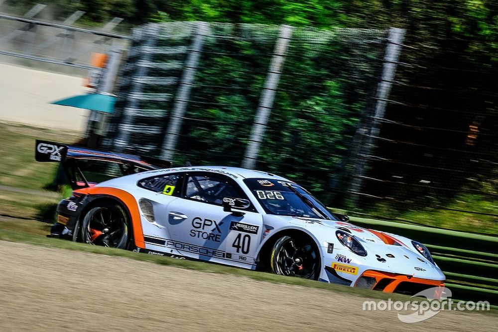 #40 GPX Racing Porsche 911 GT3-R: Romain Dumas, Louis Deletraz, Thomas Preining