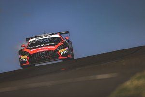 Juncadella y Riberas disputar&aacute;n las 12 Horas de Bathurst con Mercedes