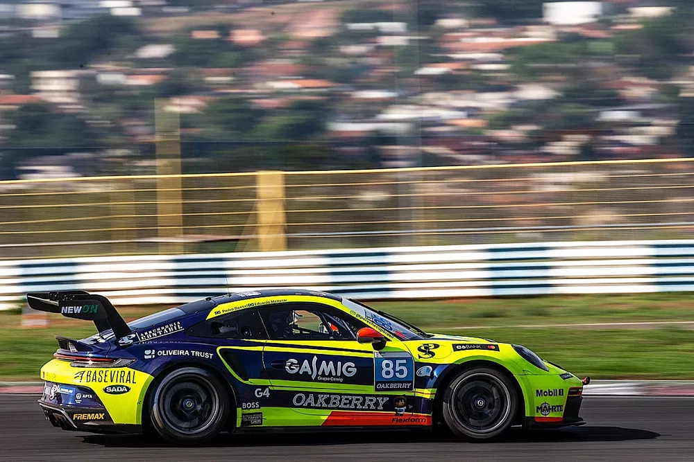 Porsche de Boesel, Menossi e Sette C&acirc;mara