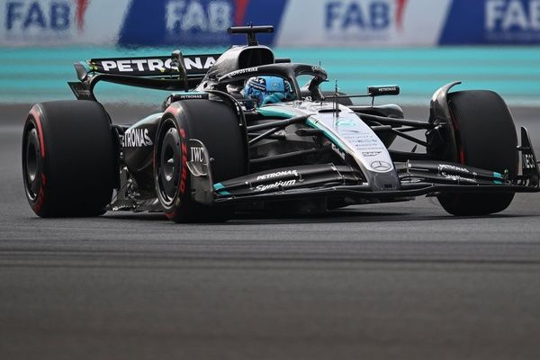 Russell najszybszy w ostatnim treningu sezonu