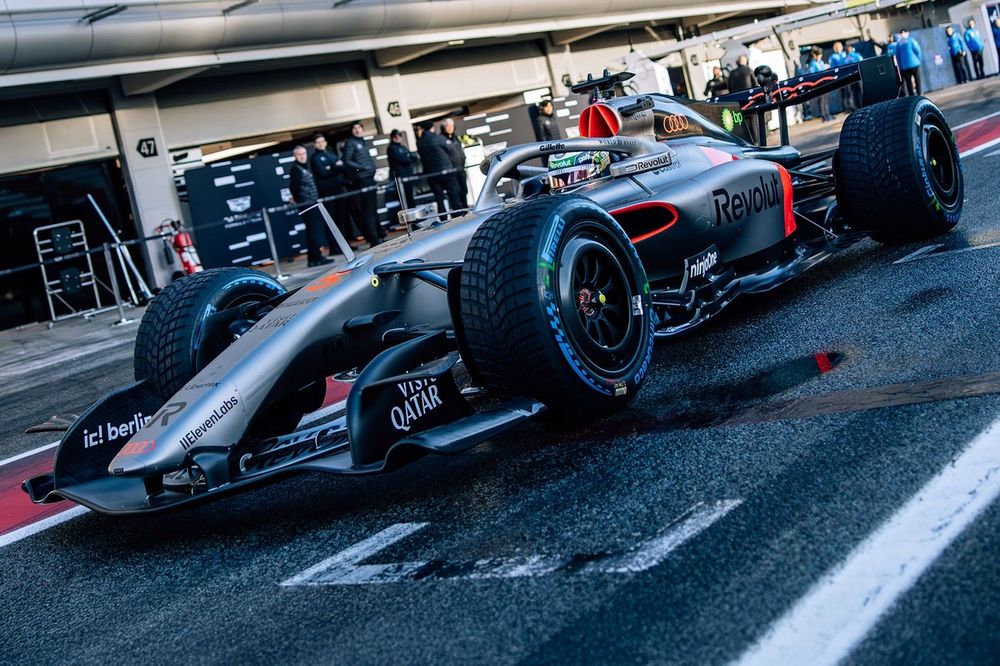 Audi R26 Barcelona test
