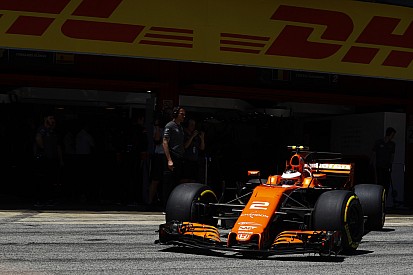 Vandoorne pénalisé sur la grille à Barcelone
