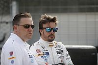 McLaren diz ter “planos B e C” caso Alonso decida sair