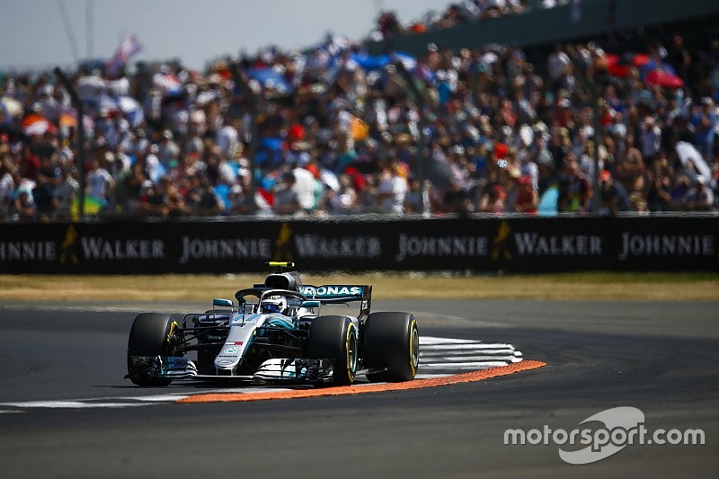 Mercedes likely to split strategies amid Ferrari threat