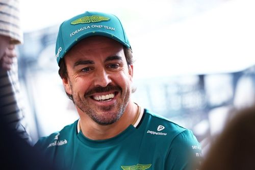 F1: Alonso exibe Aston Martin rar&iacute;ssima avaliada em R$ 16,3 milh&otilde;es