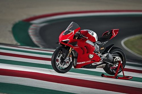 Ducati presenta la moto con la que &Aacute;lvaro Bautista debutar&aacute; en el WorldSBK