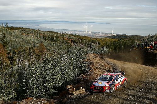 V&iacute;deo: Neuville y Gilsoul no sufren lesiones tras su duro accidente