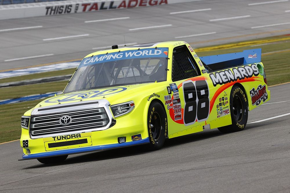 Veteran Crafton chases history against Truck Series young guns