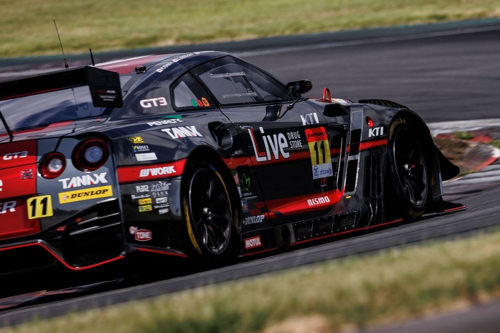 1/43 GAINER TANAX GT-R SUPER GT GT300 2020 No.11