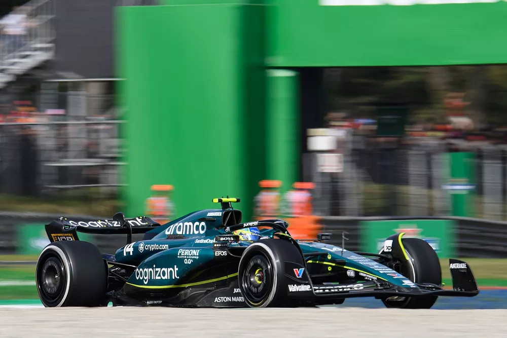 Fernando Alonso, Aston Martin AMR23