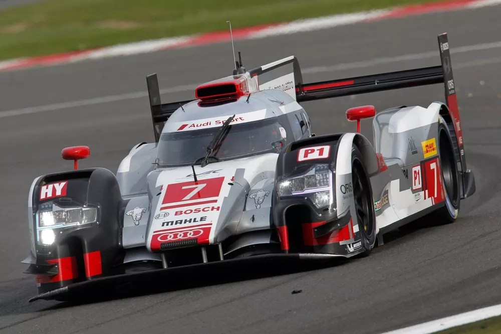 Marcel Fassler (CHE) / Andre Lotterer (DEU) / Benoit Treluyer (FRA) Audi R18 e-tron quattro