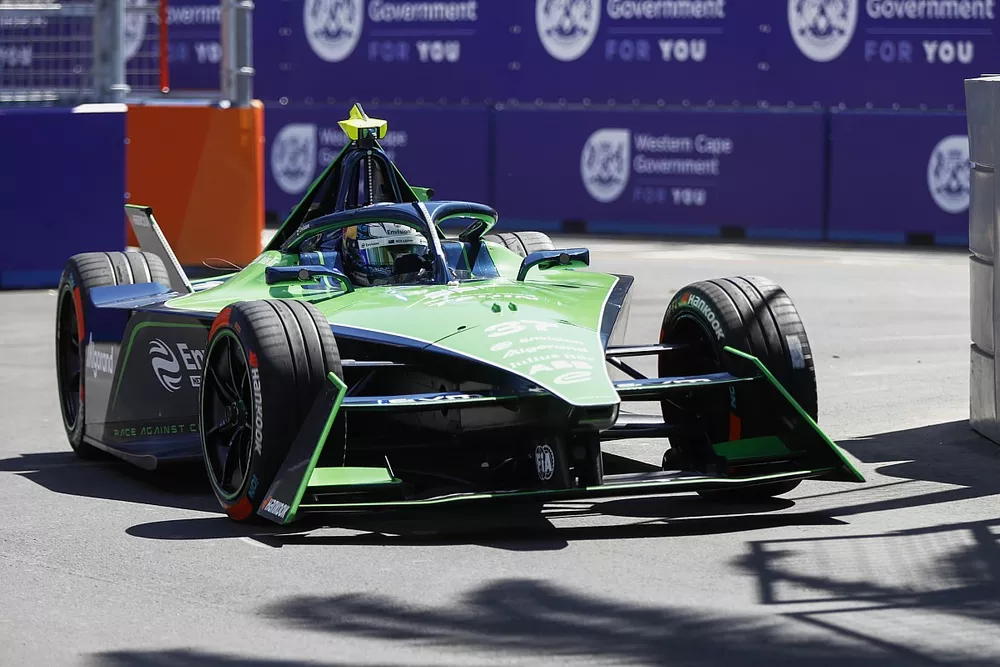 Nick Cassidy, Envision Racing, Jaguar I-TYPE 6 