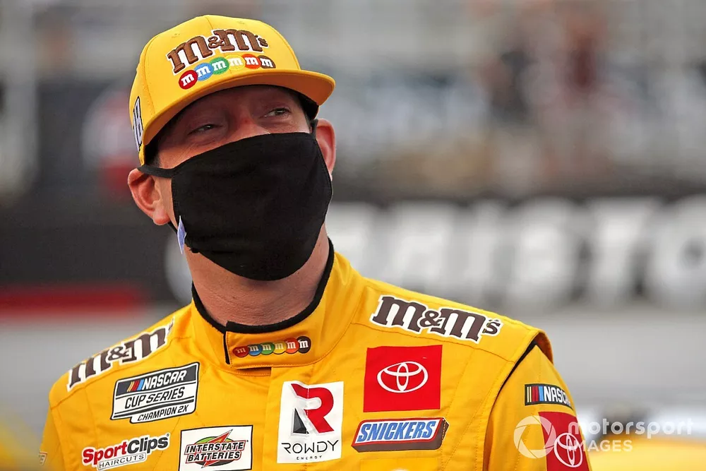 Kyle Busch, Joe Gibbs Racing, Toyota Camry M&M's